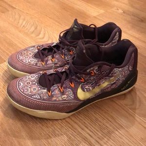 Men’s Nike Kobe Basketball Shoe